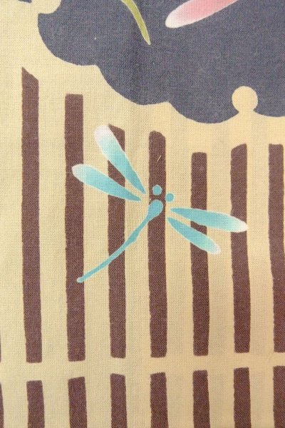 Photo6: O0826K Used Japanese kimono   Beige Pour Dyed Yukata for women / Cotton. Stripes, Dragonfly pattern  (Grade B) (6)