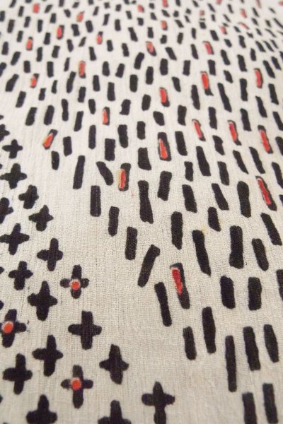 Photo9: O0826N Vintage Japanese kimono   Off White OJIYACHIJIMI for women / Linen. Flower,   (Grade C) (9)