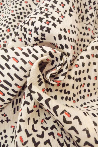 Photo11: O0826N Vintage Japanese kimono   Off White OJIYACHIJIMI for women / Linen. Flower,   (Grade C) (11)