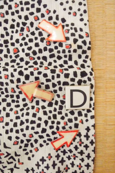 Photo17: O0826N Vintage Japanese kimono   Off White OJIYACHIJIMI for women / Linen. Flower,   (Grade C) (17)