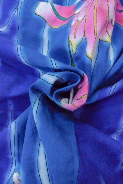 Photo11: O0826O Vintage Japanese kimono   Blue YUKATA summer(made in Other than Japan) for women / Cotton. Iris,   (Grade B) (11)