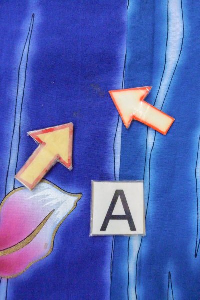 Photo14: O0826O Vintage Japanese kimono   Blue YUKATA summer(made in Other than Japan) for women / Cotton. Iris,   (Grade B) (14)