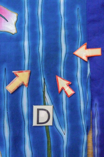 Photo17: O0826O Vintage Japanese kimono   Blue YUKATA summer(made in Other than Japan) for women / Cotton. Iris,   (Grade B) (17)