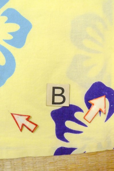 Photo15: O0826Q Vintage Japanese kimono  Pale Yellow YUKATA summer(made in Japan) for women / Cotton. Flower   (Grade B) (15)