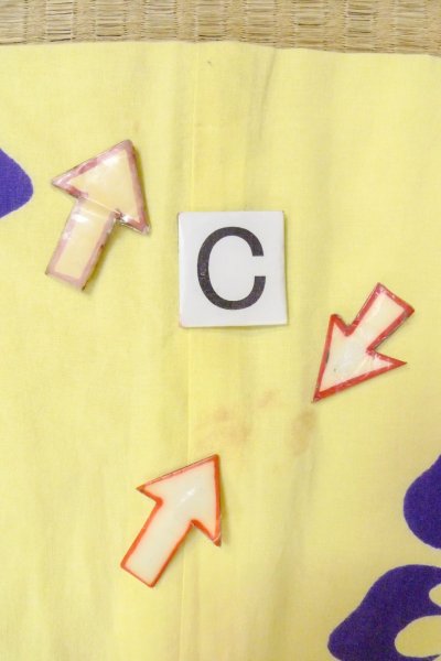 Photo16: O0826Q Vintage Japanese kimono  Pale Yellow YUKATA summer(made in Japan) for women / Cotton. Flower   (Grade B) (16)