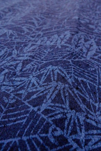 Photo8: O0826S Vintage Japanese kimono   Indigo Blue KOMON dyed for women / Silk. Bamboo leaf,   (Grade B) (8)