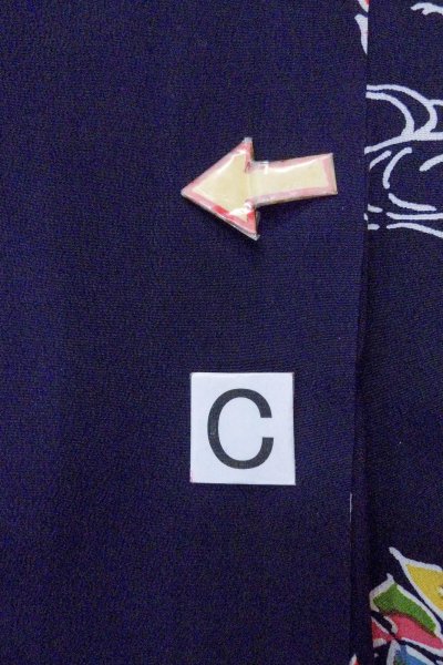 Photo16: O0826W Vintage Japanese kimono  Dark Indigo Blue KOMON dyed for women / Silk. Flower,   (Grade B) (16)