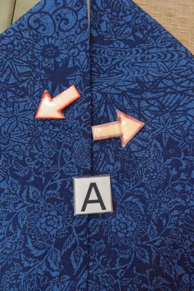 Photo14: O0826X Vintage Japanese kimono   Indigo Blue KOMON dyed for women / Silk. MOMIJI maple leaf,   (Grade B) (14)