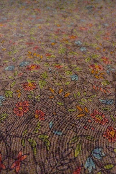 Photo10: Mint O0827A Used Japanese kimono   Brown KOMON dyed for women / Silk. Flower,   (Grade A) (10)