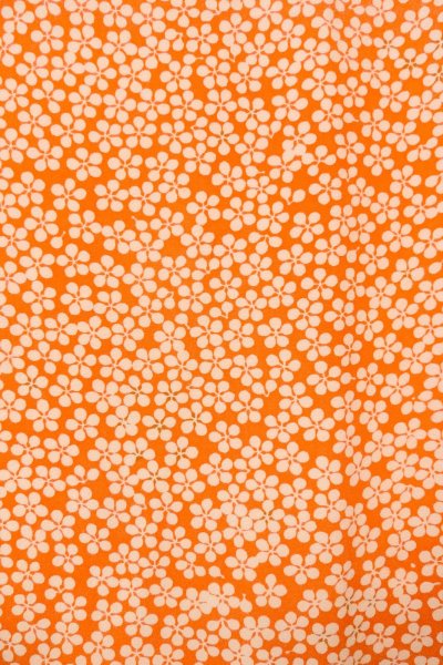 Photo4: O0827C Used Japanese kimono  Pale Orange KOMON dyed for women / Silk. Flower   (Grade B) (4)