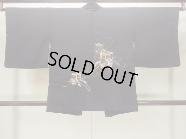 Photo2: O0902A Vintage Japanese kimono   Black HAORI short jacket for women / Silk. Court carriage,   (Grade B) (2)