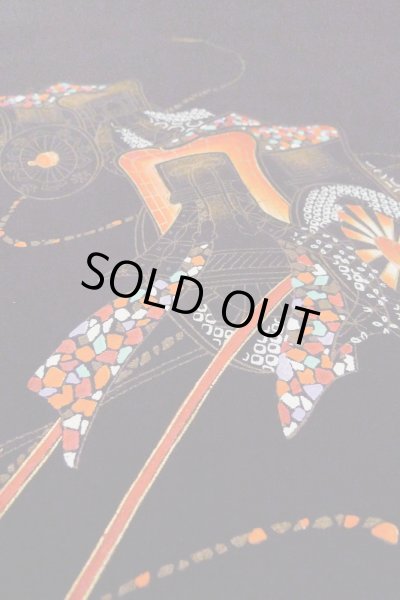 Photo7: O0902A Vintage Japanese kimono   Black HAORI short jacket for women / Silk. Court carriage,   (Grade B) (7)