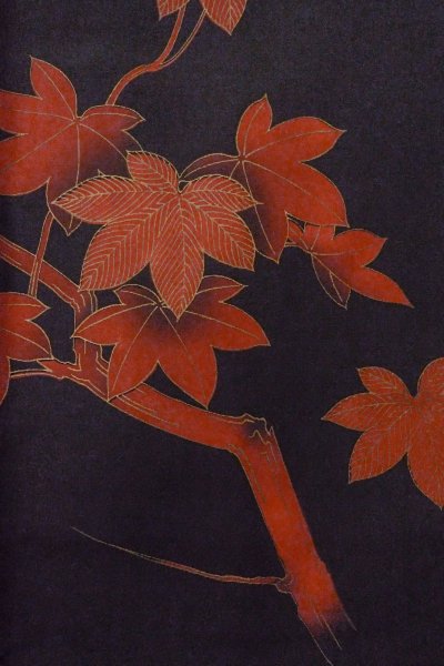 Photo5: O0902B Vintage Japanese kimono   Black HAORI short jacket for women / Silk. MOMIJI maple leaf   (Grade B) (5)