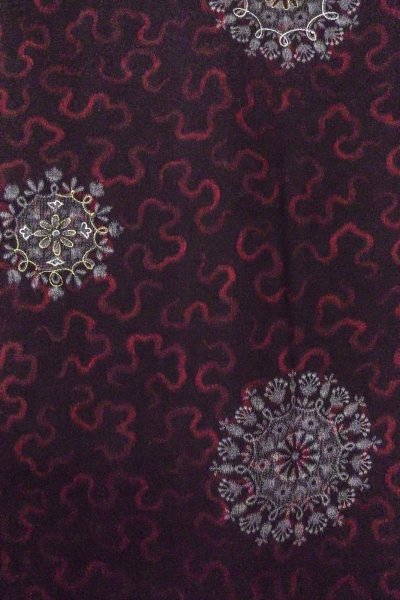 Photo4: O0902F Vintage Japanese kimono   Black HAORI short jacket for women / Silk. Flower,   (Grade B) (4)