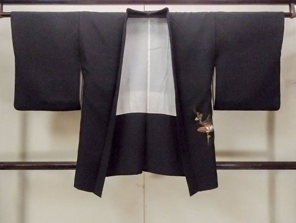 Photo1: O0902H Vintage Japanese kimono   Black HAORI short jacket for women / Synthetic. Flower,   (Grade B) (1)