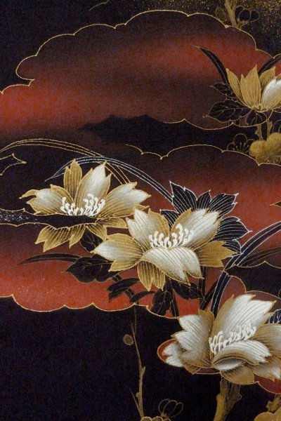 Photo4: O0902H Vintage Japanese kimono   Black HAORI short jacket for women / Synthetic. Flower,   (Grade B) (4)