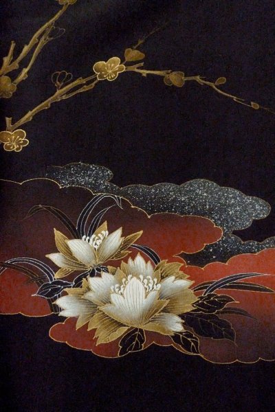 Photo5: O0902H Vintage Japanese kimono   Black HAORI short jacket for women / Synthetic. Flower,   (Grade B) (5)