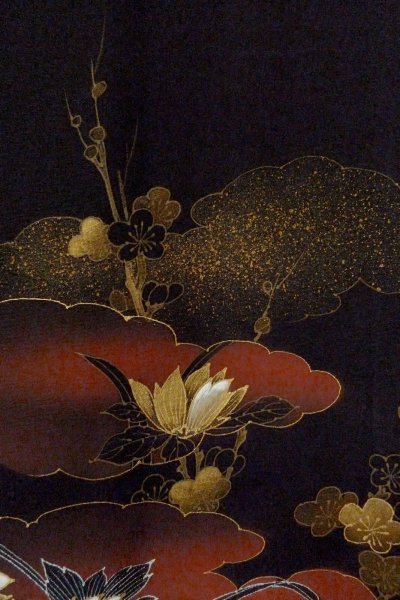 Photo6: O0902H Vintage Japanese kimono   Black HAORI short jacket for women / Synthetic. Flower,   (Grade B) (6)