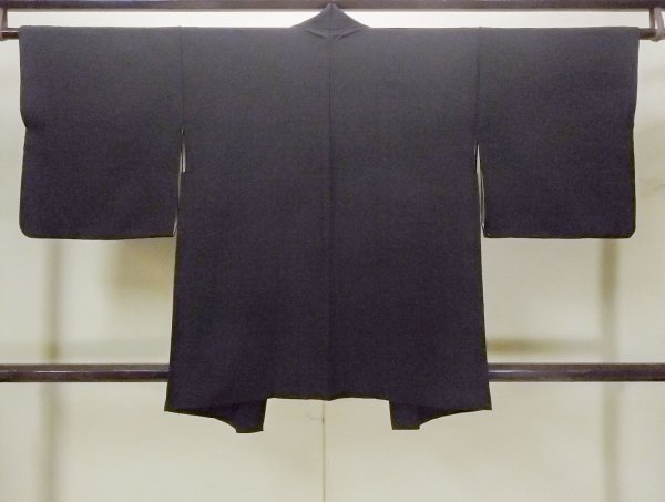 Photo2: O0902N Vintage Japanese kimono   Black HAORI short jacket for women / Silk. Abstract pattern   (Grade B) (2)