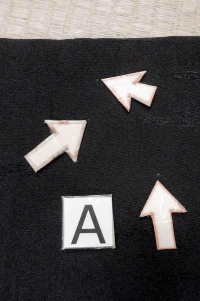 Photo14: O0902N Vintage Japanese kimono   Black HAORI short jacket for women / Silk. Abstract pattern   (Grade B) (14)