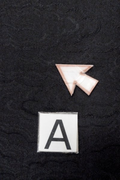 Photo15: O0902O Vintage Japanese kimono   Black HAORI short jacket for women / Silk. Cloud   (Grade B) (15)