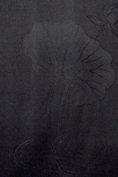 Photo7: O0902Q Vintage Japanese kimono   Black HAORI short jacket for women / Synthetic.  Base woven pattern : Lotus  (Grade B) (7)