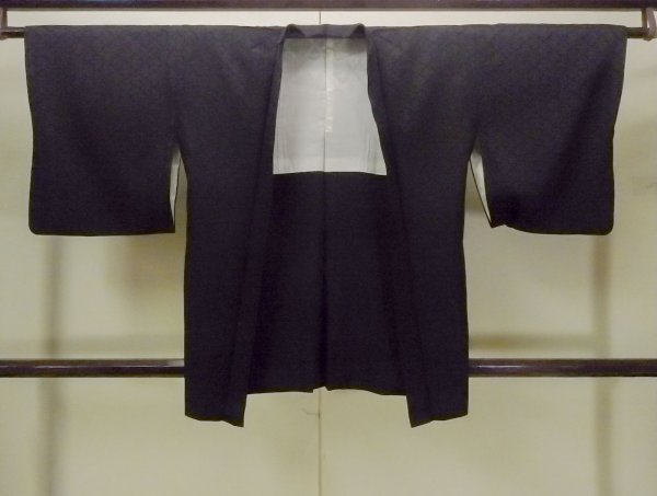 Photo1: O0902T Vintage Japanese kimono   Black HAORI short jacket for women / Silk.    (Grade D) (1)