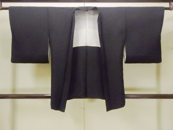 Photo1: O0902V Vintage Japanese kimono   Black HAORI short jacket for women / Silk.    (Grade B) (1)