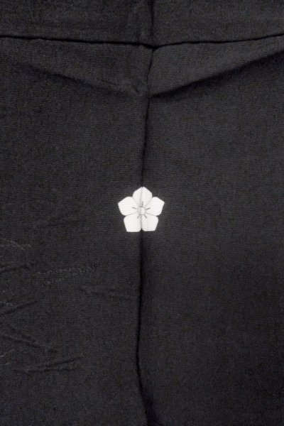 Photo3: O0902V Vintage Japanese kimono   Black HAORI short jacket for women / Silk.    (Grade B) (3)