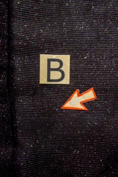 Photo13: O0902X Vintage Japanese kimono   Black HAORI short jacket for women / Silk. Dot   (Grade D) (13)