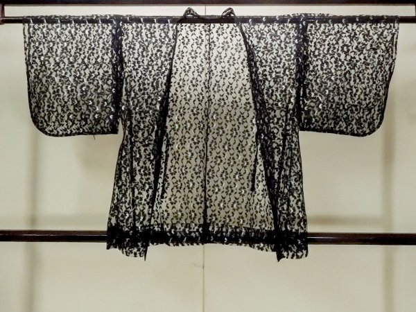 Photo1: Mint O0909J Vintage Japanese kimono   Black HAORI short jacket for women / Synthetic. Flower Lace fabric  (Grade A) (1)
