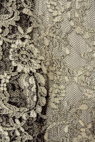 Photo6: O0909K Vintage Japanese kimono   Black HAORI short jacket for women / Synthetic. Flower, Lace fabric  (Grade B) (6)