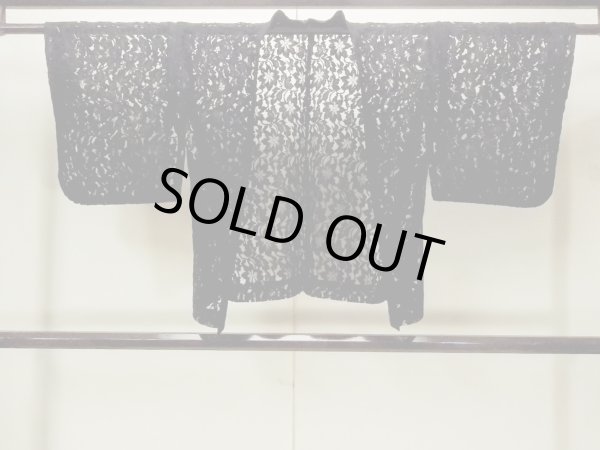 Photo1: Mint O0909M Vintage Japanese kimono   Black HAORI short jacket for women / Synthetic. Flower, Lace fabric  (Grade A) (1)