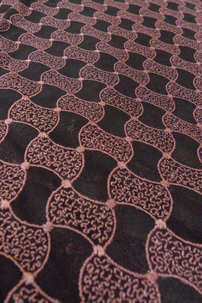 Photo10: Mint O0909Q Vintage Japanese kimono   Black DOCHUGI outer coat for women / Synthetic. Abstract pattern   (Grade A) (10)