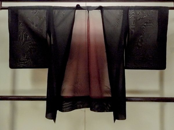 Photo1: O0909W Vintage Japanese kimono   Black HAORI short jacket for women / Silk. Flower,   (Grade B) (1)