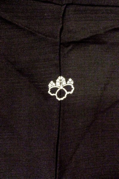 Photo3: O0909Y Vintage Japanese kimono   Black HAORI short jacket for women / Silk.    (Grade B) (3)