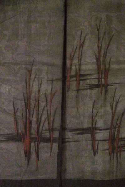 Photo3: O0910A Vintage Japanese kimono   Black HAORI short jacket for women / Silk. Tall grass   (Grade B) (3)