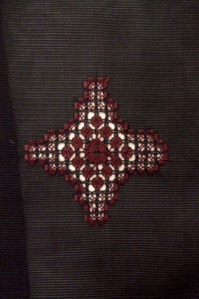 Photo5: O0910B Vintage Japanese kimono   Black HAORI short jacket for women / Silk. Geometrical pattern   (Grade A) (5)