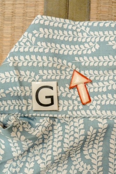 Photo20: O1002A Vintage Japanese kimono Grayish Light Blue HITOE unlined for women / Silk. Japanese wisteria (Grade C) (20)