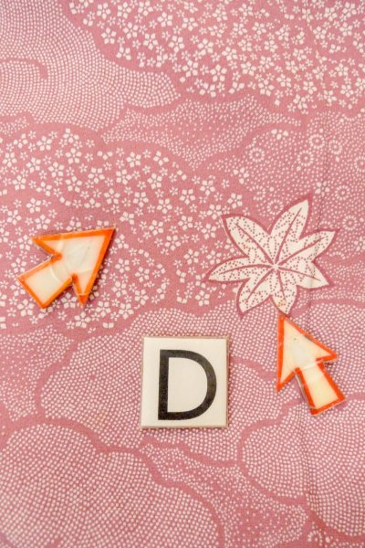 Photo17: O1002E Vintage Japanese kimono Dark Pink KOMON dyed for women / Silk. Flower (Grade C) (17)