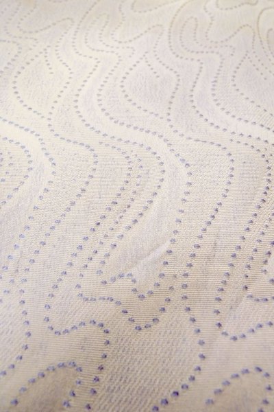 Photo9: O1002G Vintage Japanese kimono Pale Light Purple IROMUJI plain colored for women / Silk. Abstract pattern (Grade C) (9)