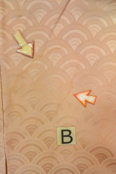 Photo16: O1002R Vintage Japanese kimono Pale Light Pink IROMUJI plain colored for women / Silk. (Grade C) (16)