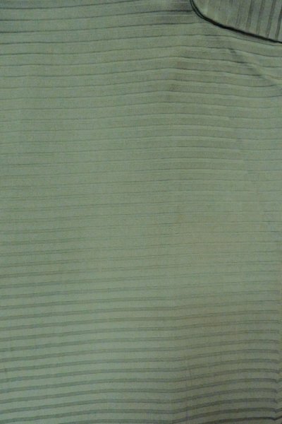 Photo4: O1002S Vintage Japanese kimono Light Grayish Green IROMUJI plain colored for women / Silk., There are some patterns on the lining. (Grade C) (4)