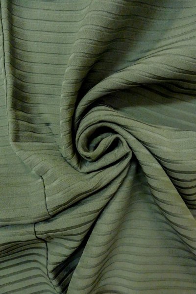 Photo13: O1002S Vintage Japanese kimono Light Grayish Green IROMUJI plain colored for women / Silk., There are some patterns on the lining. (Grade C) (13)