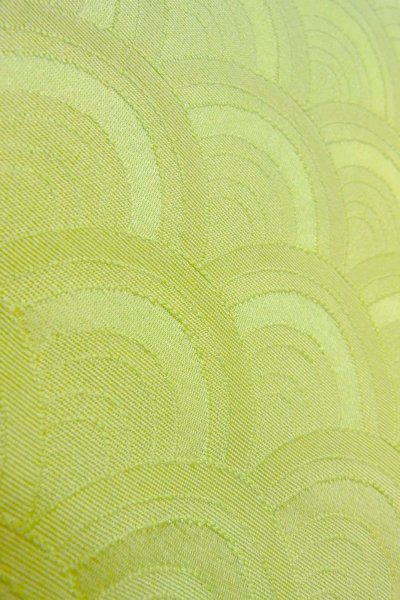 Photo9: O1002T Vintage Japanese kimono Shiny Light Yellowish Green IROMUJI plain colored for women / Silk. (Grade C) (9)