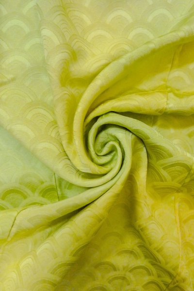 Photo11: O1002T Vintage Japanese kimono Shiny Light Yellowish Green IROMUJI plain colored for women / Silk. (Grade C) (11)