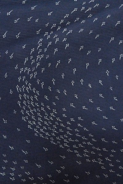 Photo6: O1002U Vintage Japanese kimono Dark Indigo Blue HITOE unlined for women / Silk. Abstract pattern, Japanese killifish pattern (Grade C) (6)