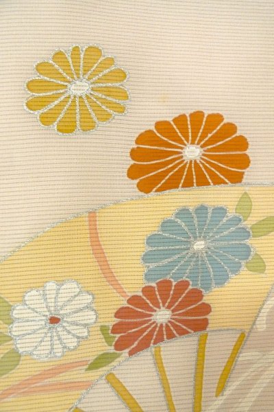 Photo8: O1002V Vintage Japanese kimono Light Grayish Pink TSUKESAGE formal for women / Silk. Chrysanthemum (Grade C) (8)