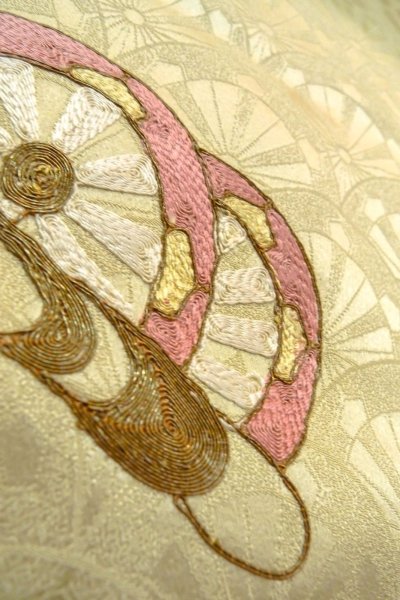 Photo8: O1002X Vintage Japanese kimono Shiny Light Yellow TSUKESAGE formal for women / Silk. Wheel (Grade B) (8)