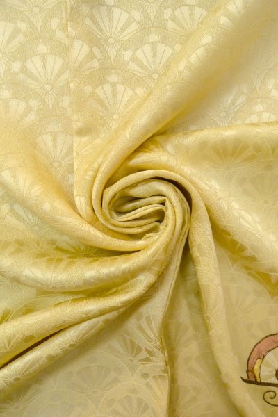 Photo12: O1002X Vintage Japanese kimono Shiny Light Yellow TSUKESAGE formal for women / Silk. Wheel (Grade B) (12)